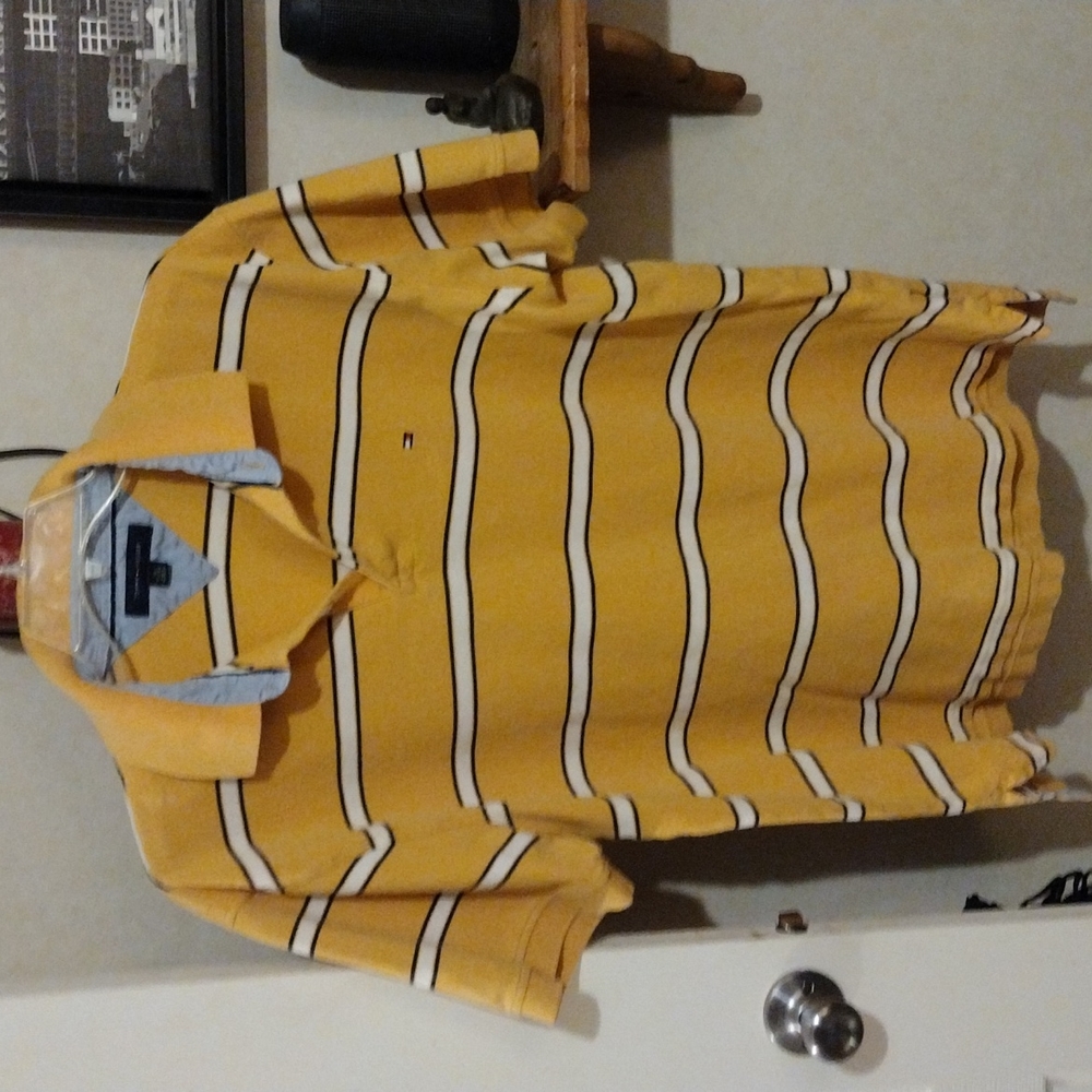 Early '00s Vintage Tommy Hilfiger Polo